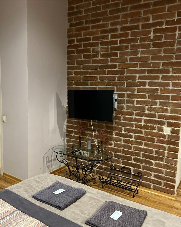 Vip Apartments ! Лвив Екстериор снимка