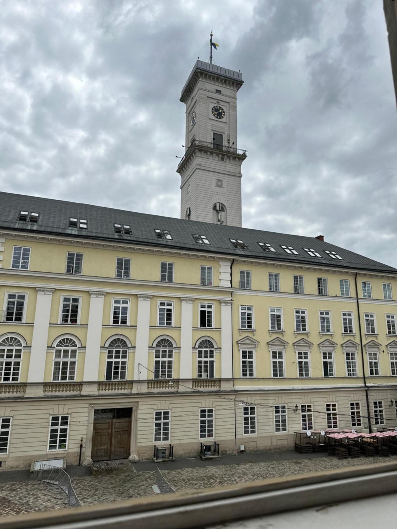 Vip Apartments ! Лвив Екстериор снимка