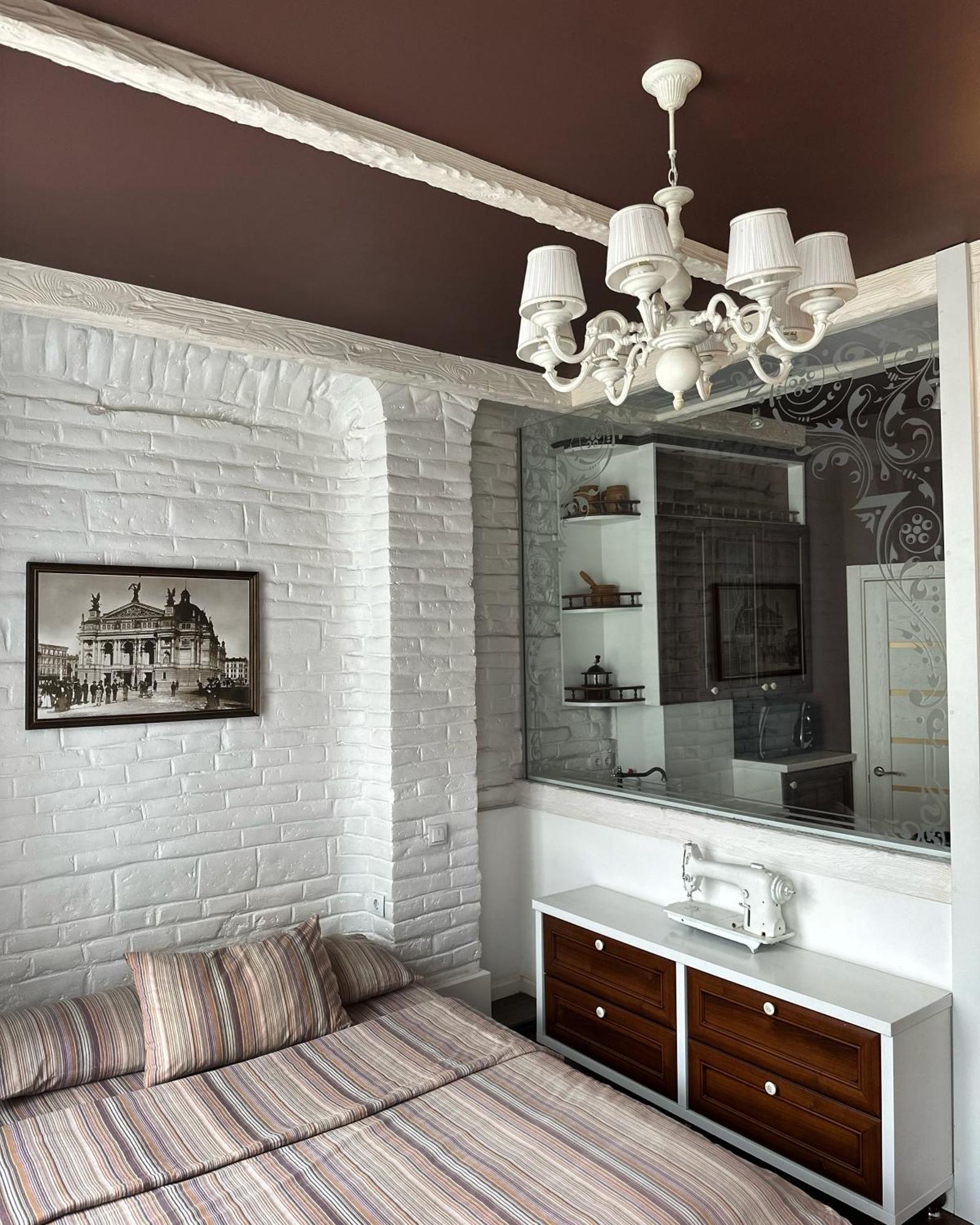 Vip Apartments ! Лвив Екстериор снимка