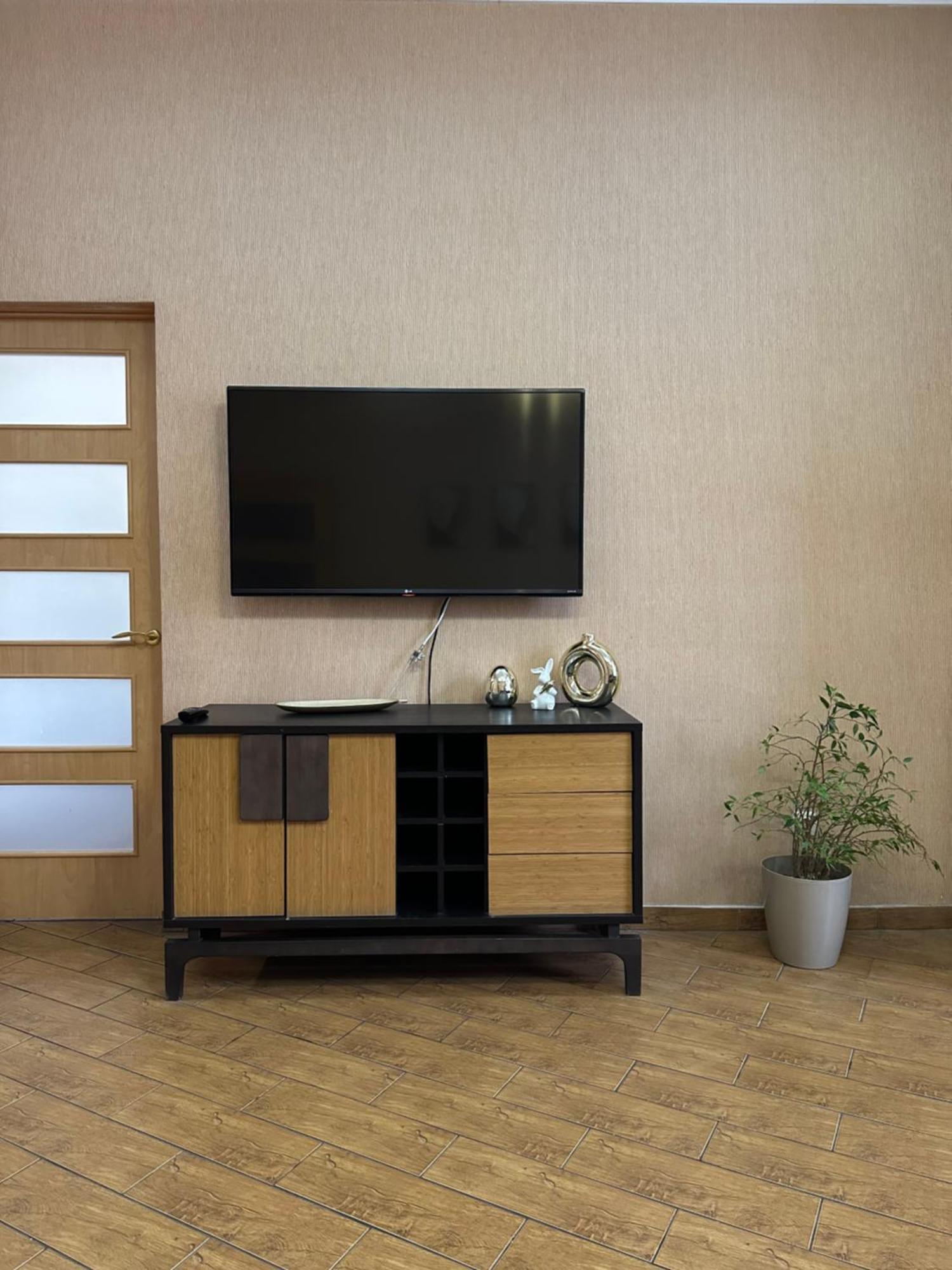 Vip Apartments ! Лвив Екстериор снимка